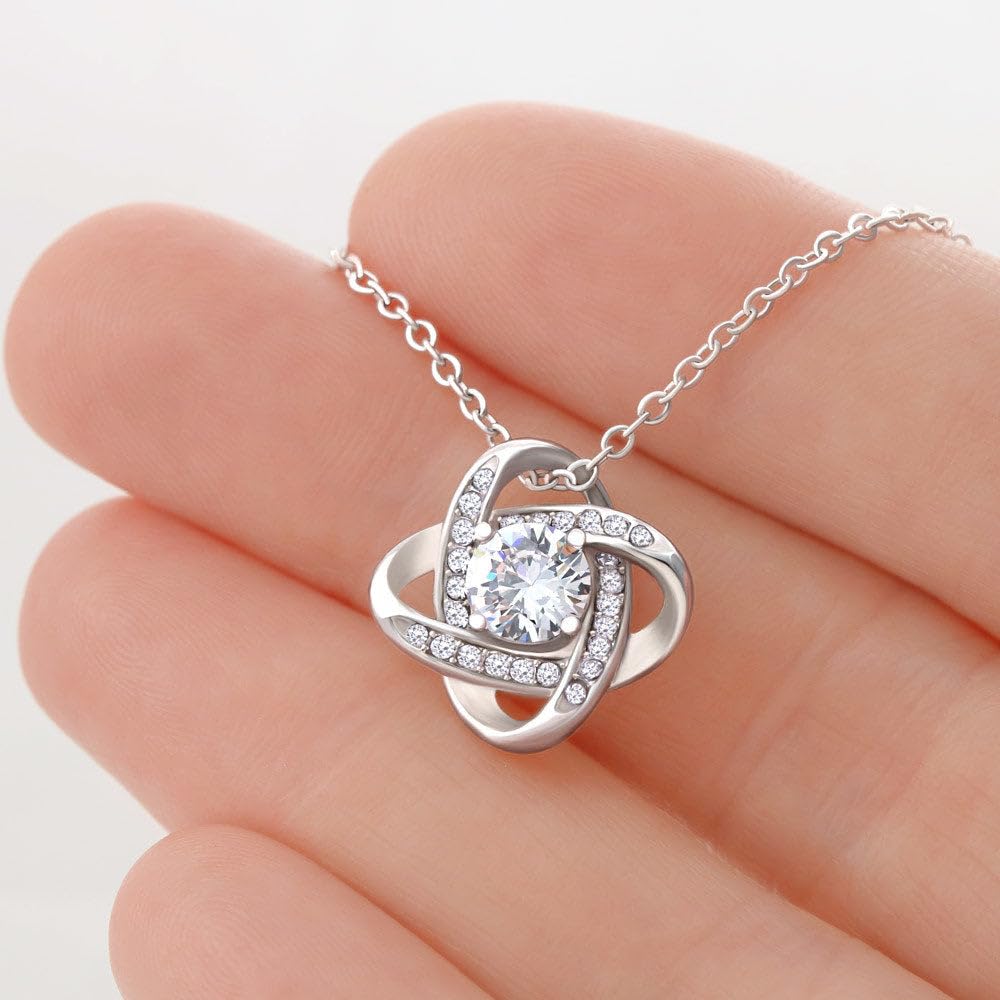 Collar Nudo de Amor Eterno