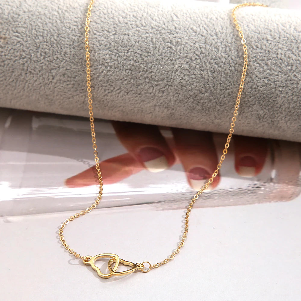 Collar Corazones Conectados